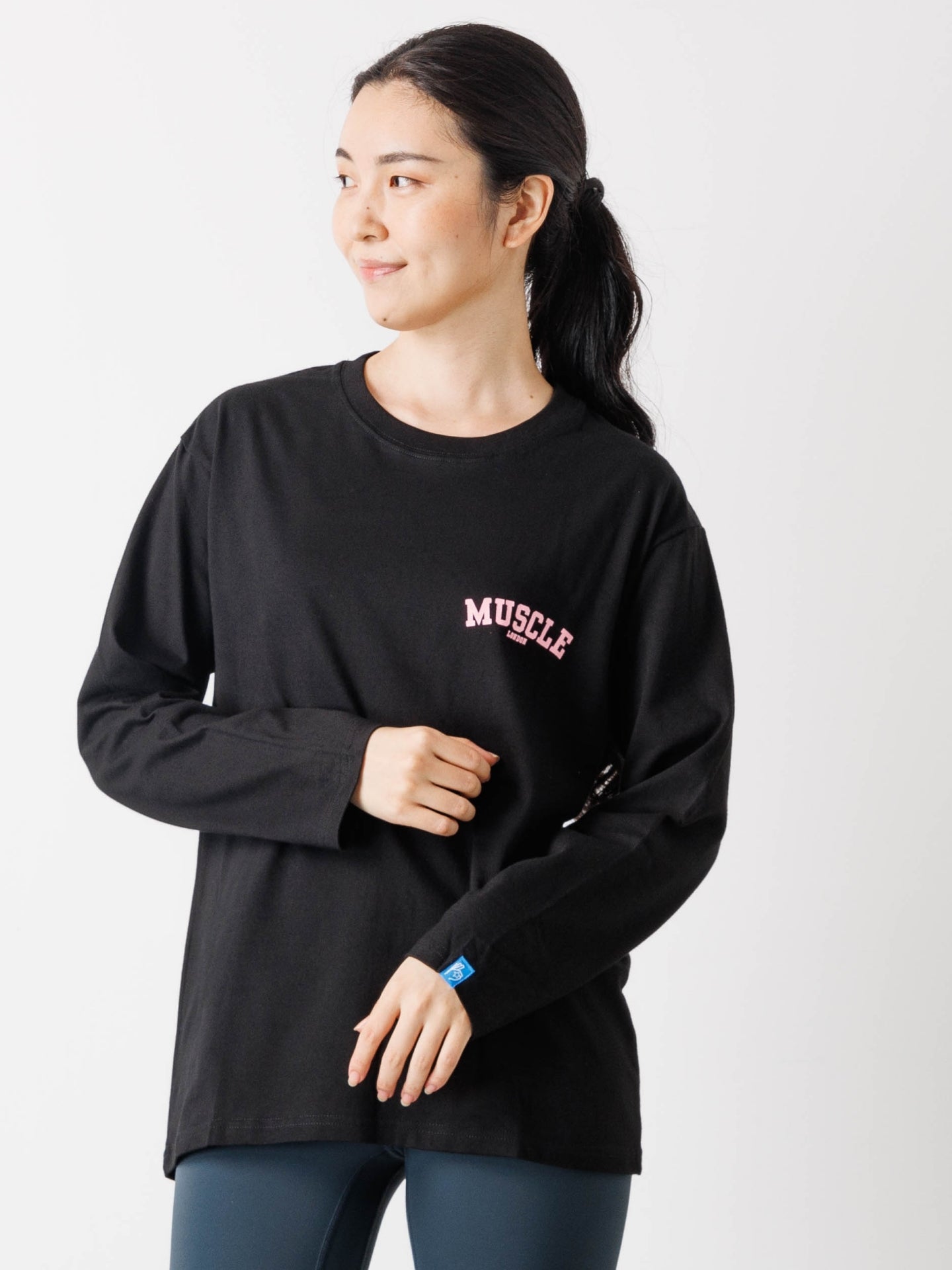 Small Muscle London Long-Sleeve Tee Black