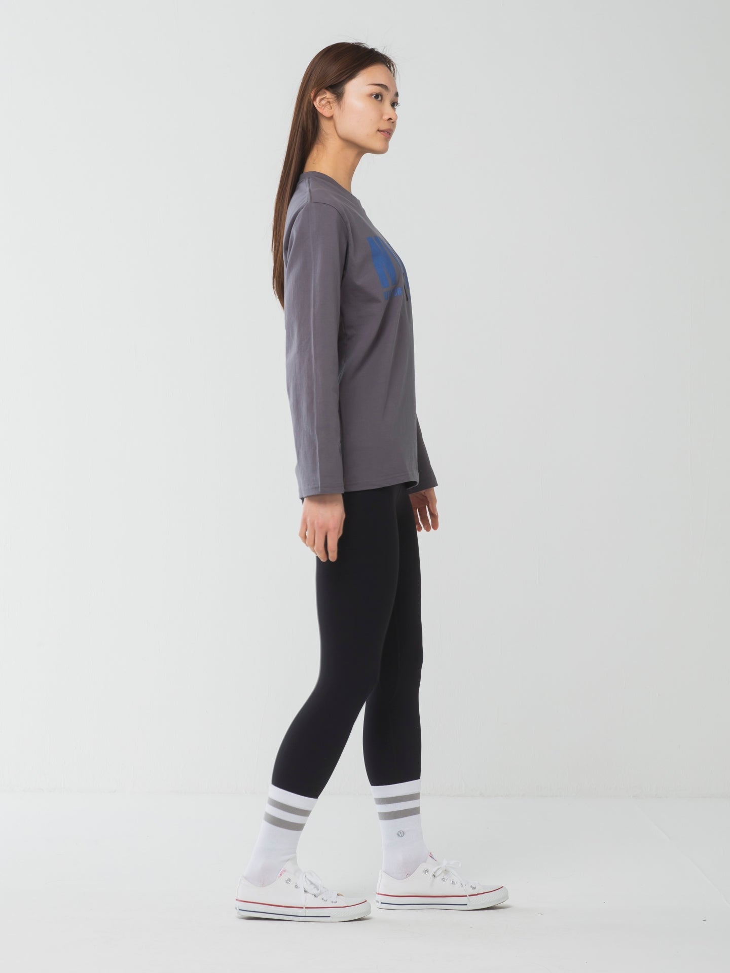 oui Long-Sleeve Tee grey