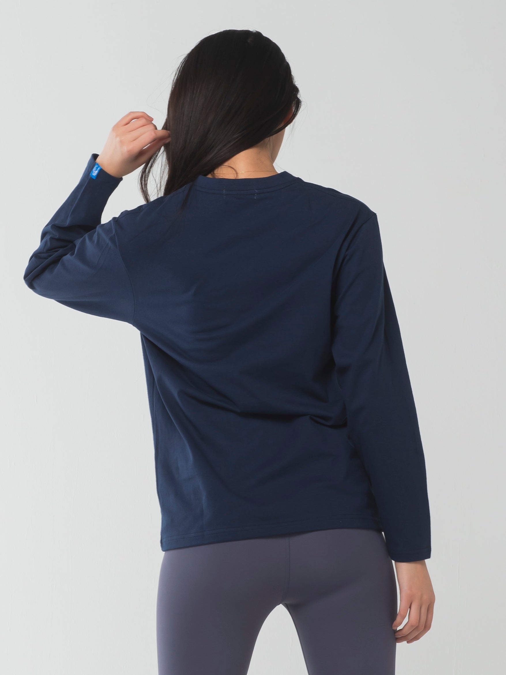 C'est Bon le Yoga Long-Sleeve Tee Navy